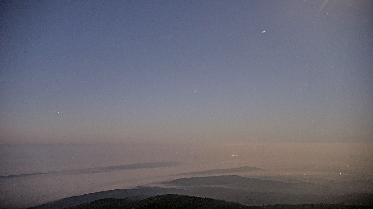 Thumbnail for current weather camera view from Mount Mazazine in Havana, Arkansas