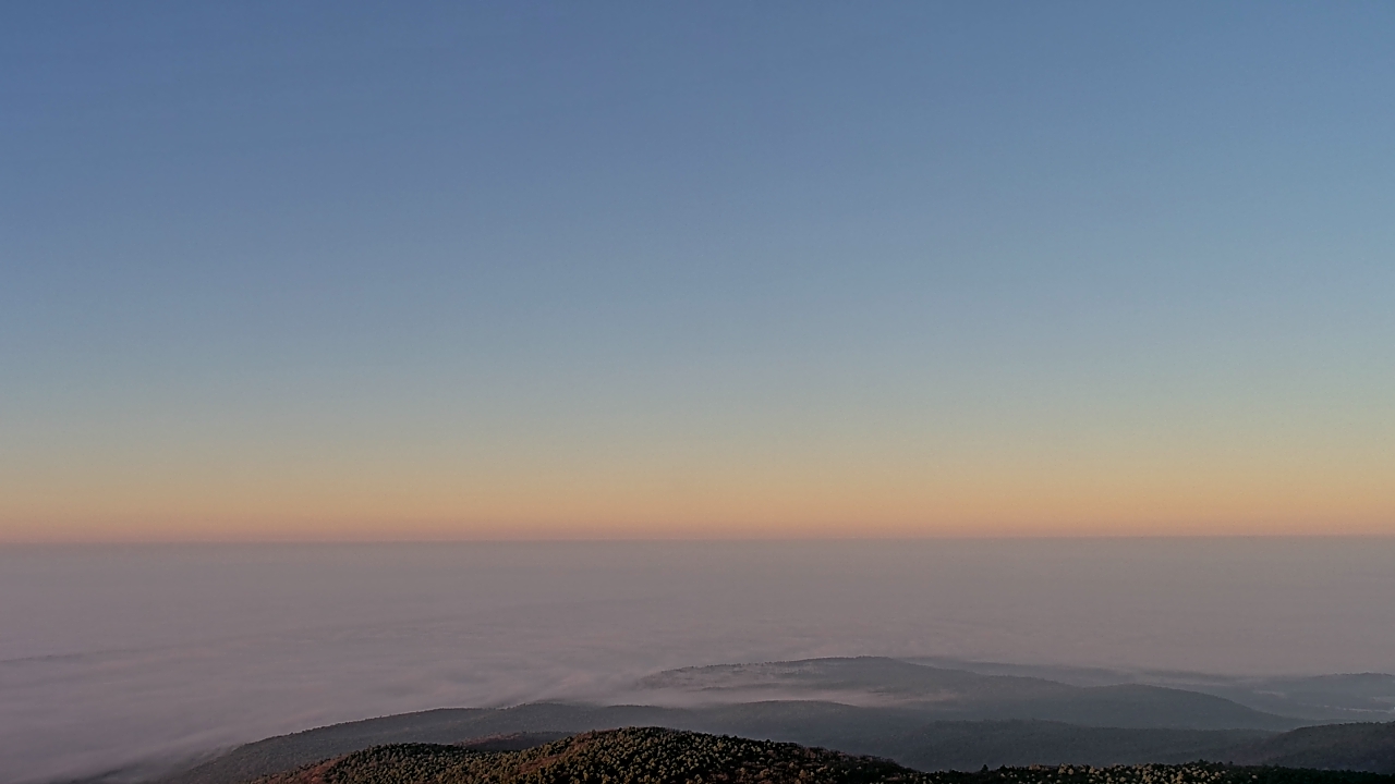 Thumbnail for current weather camera view from Mount Mazazine in Havana, Arkansas