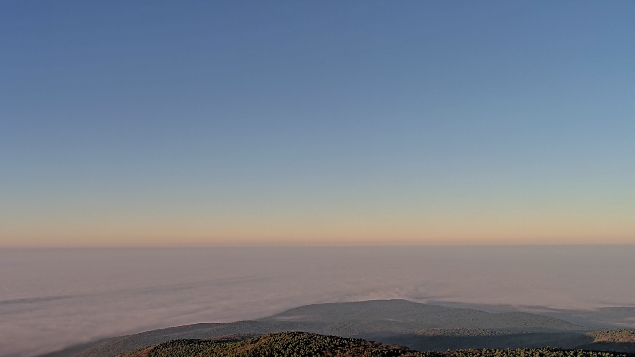 Thumbnail for current weather camera view from Mount Mazazine in Havana, Arkansas