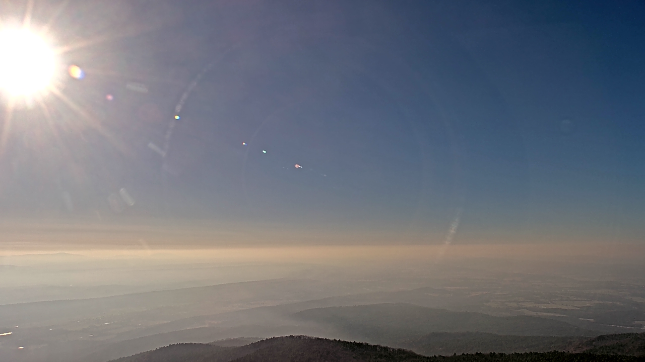 Thumbnail for current weather camera view from Mount Mazazine in Havana, Arkansas