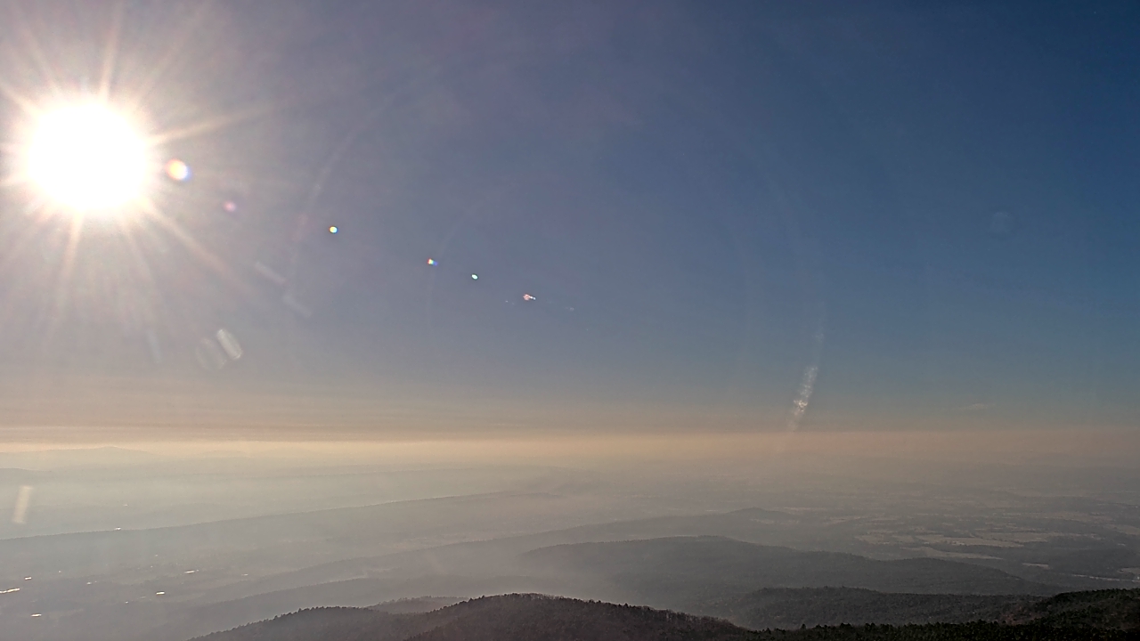 Thumbnail for current weather camera view from Mount Mazazine in Havana, Arkansas