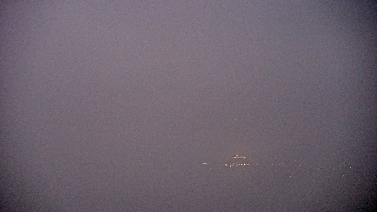 Thumbnail for current weather camera view from Mount Mazazine in Havana, Arkansas