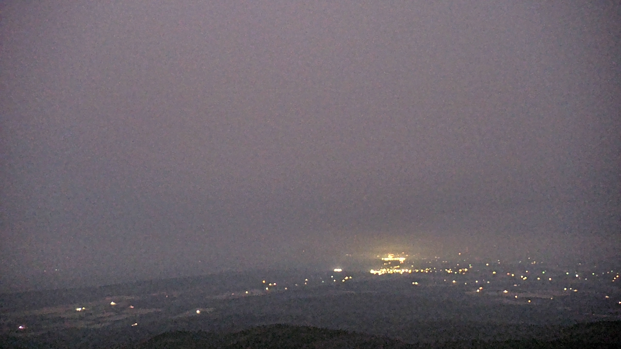 Thumbnail for current weather camera view from Mount Mazazine in Havana, Arkansas