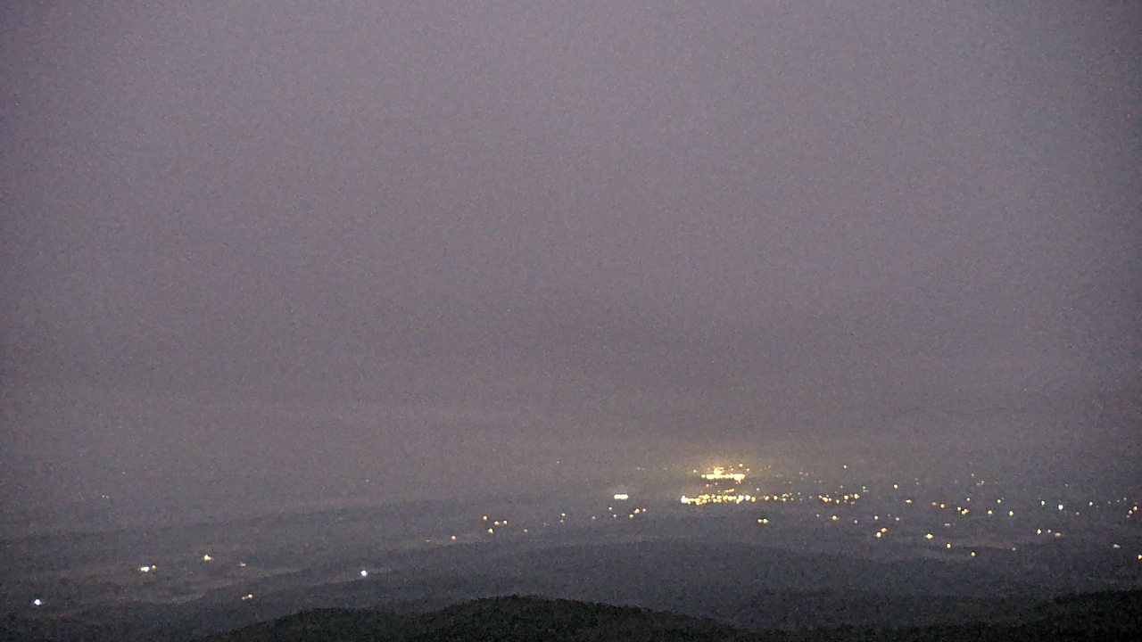 Thumbnail for current weather camera view from Mount Mazazine in Havana, Arkansas