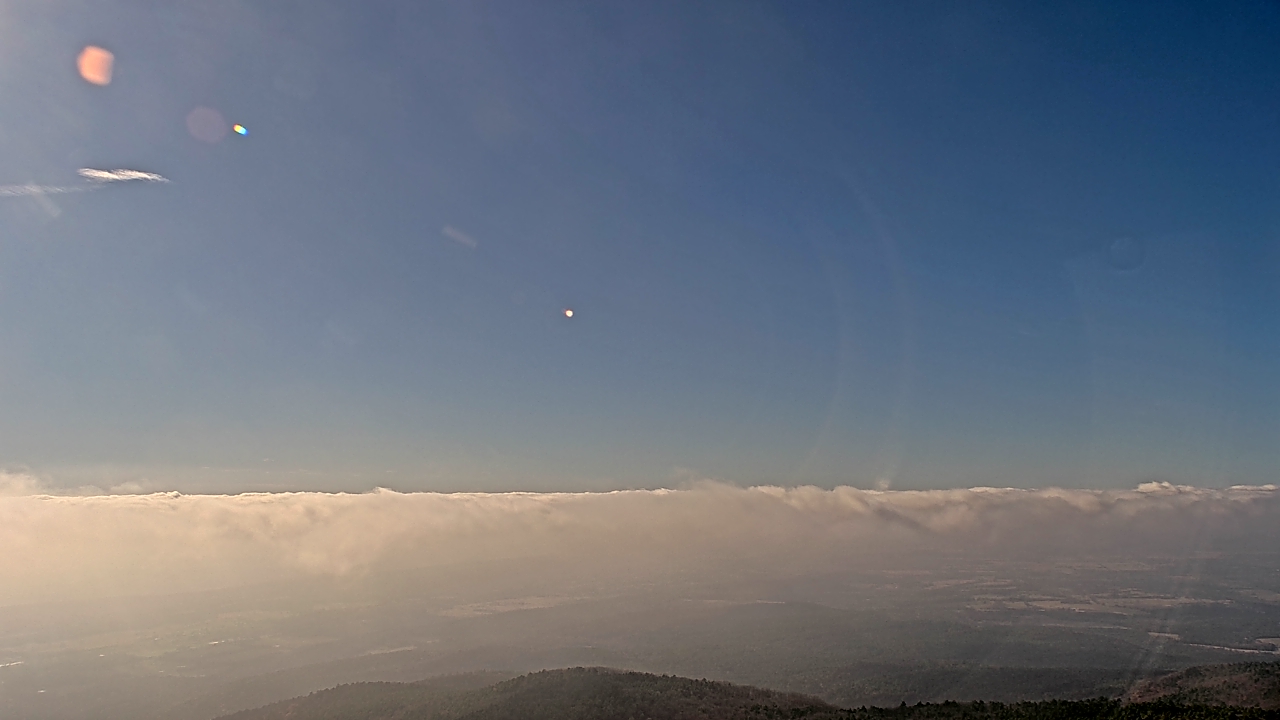 Thumbnail for current weather camera view from Mount Mazazine in Havana, Arkansas
