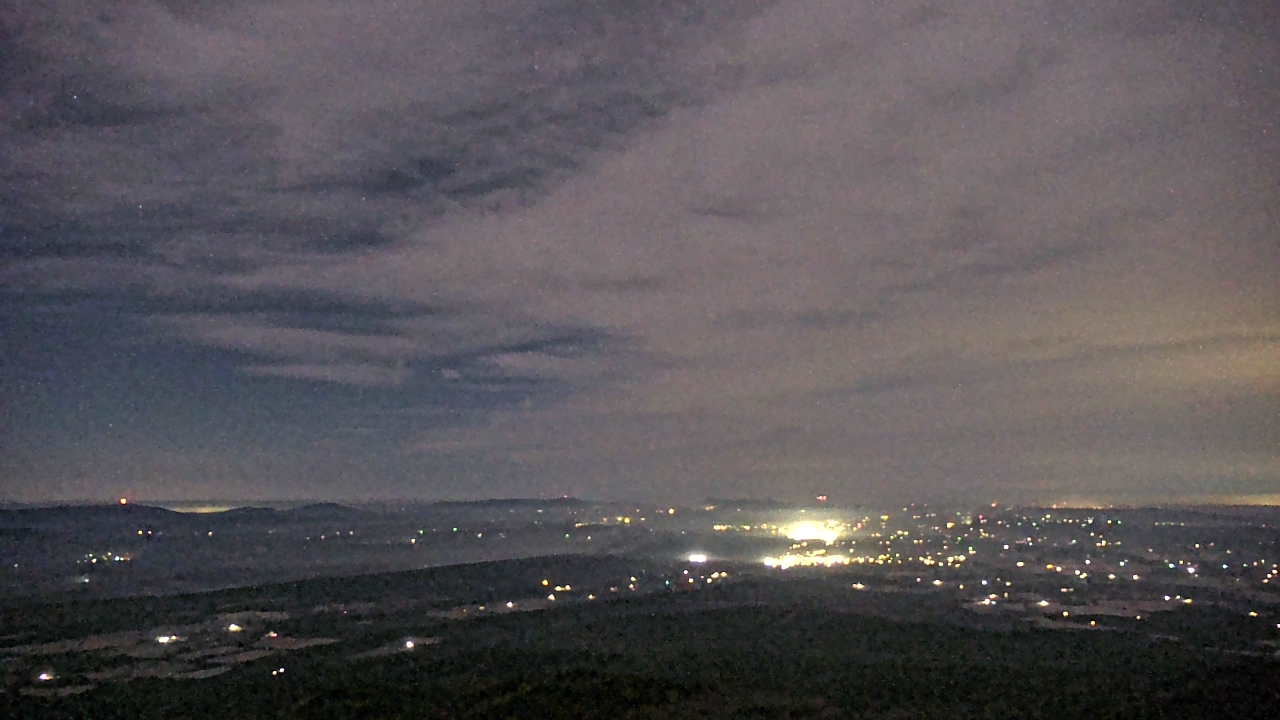 Thumbnail for current weather camera view from Mount Mazazine in Havana, Arkansas