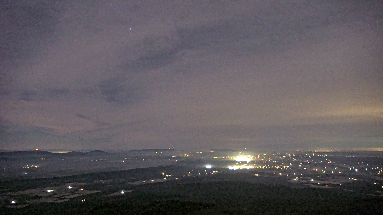 Thumbnail for current weather camera view from Mount Mazazine in Havana, Arkansas