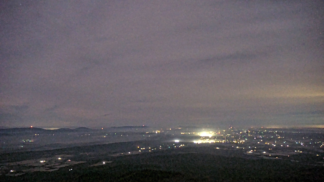 Thumbnail for current weather camera view from Mount Mazazine in Havana, Arkansas