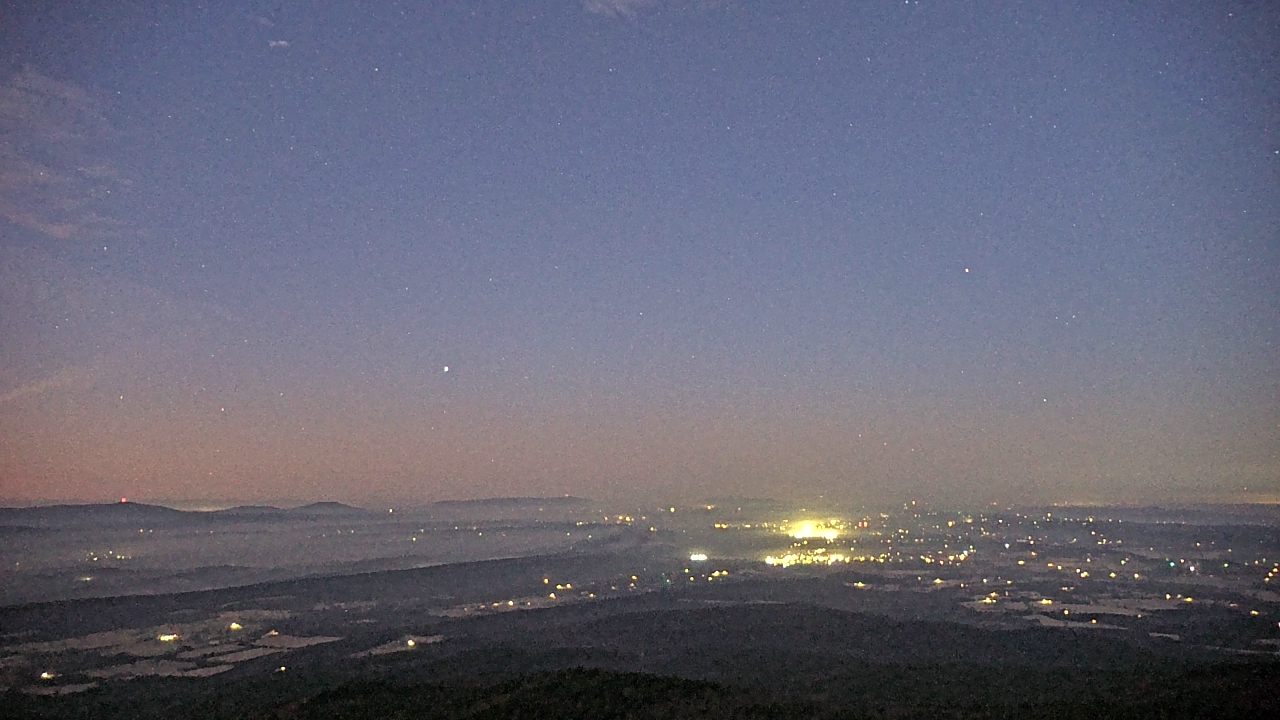 Thumbnail for current weather camera view from Mount Mazazine in Havana, Arkansas