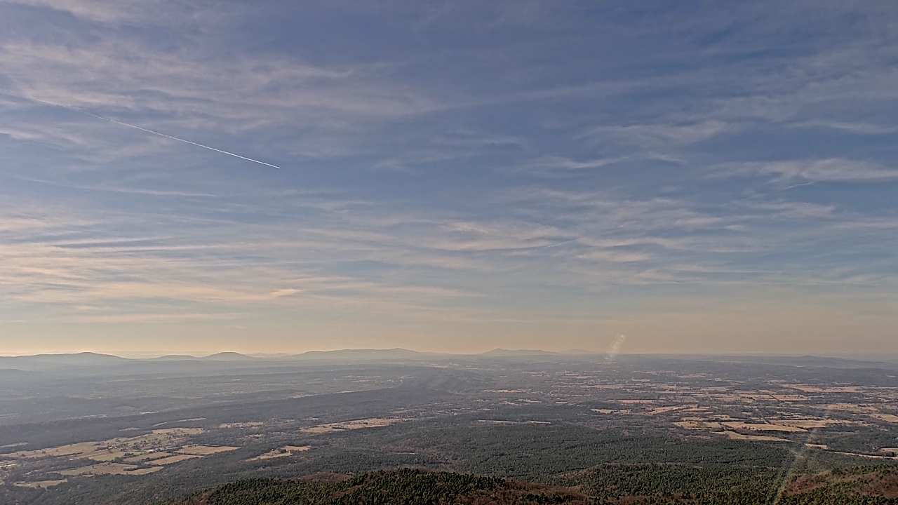 Thumbnail for current weather camera view from Mount Mazazine in Havana, Arkansas