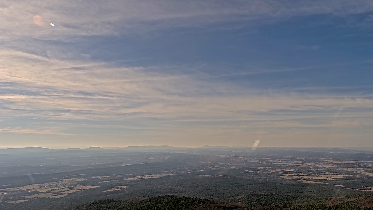 Thumbnail for current weather camera view from Mount Mazazine in Havana, Arkansas
