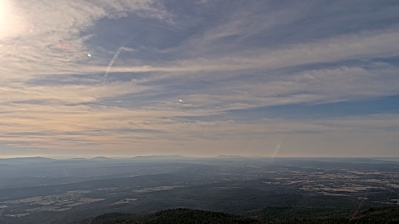 Thumbnail for current weather camera view from Mount Mazazine in Havana, Arkansas