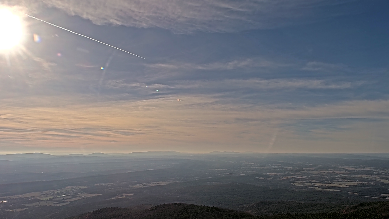 Thumbnail for current weather camera view from Mount Mazazine in Havana, Arkansas
