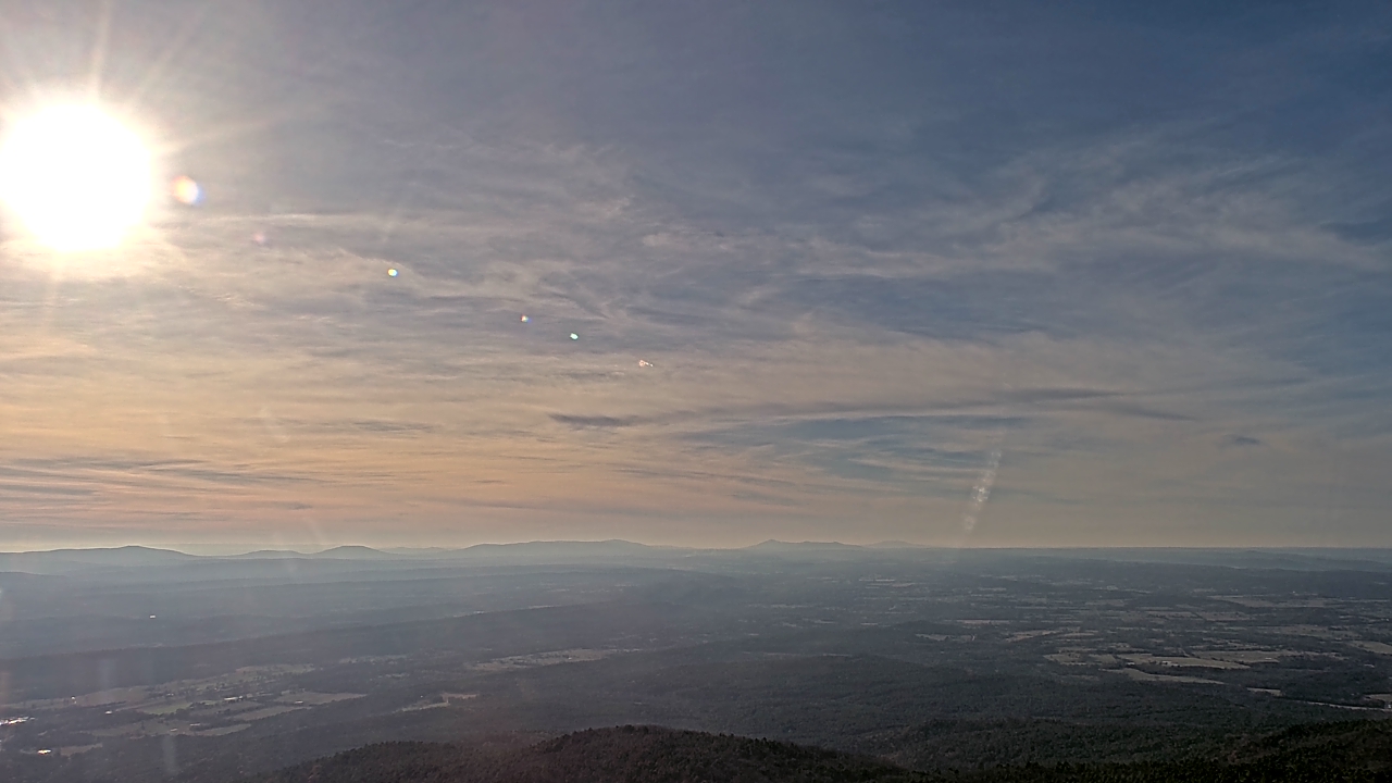 Thumbnail for current weather camera view from Mount Mazazine in Havana, Arkansas