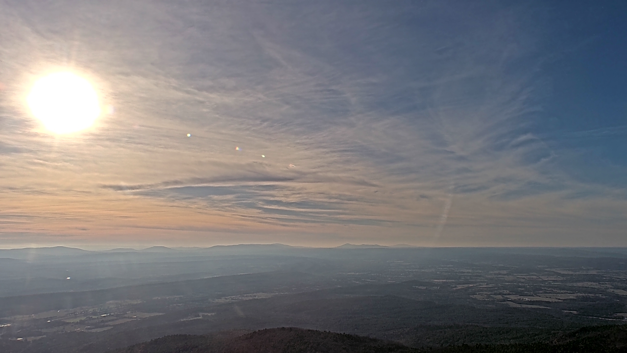 Thumbnail for current weather camera view from Mount Mazazine in Havana, Arkansas