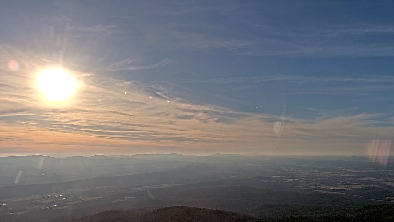Thumbnail for current weather camera view from Mount Mazazine in Havana, Arkansas