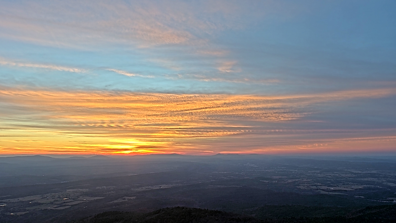 Thumbnail for current weather camera view from Mount Mazazine in Havana, Arkansas