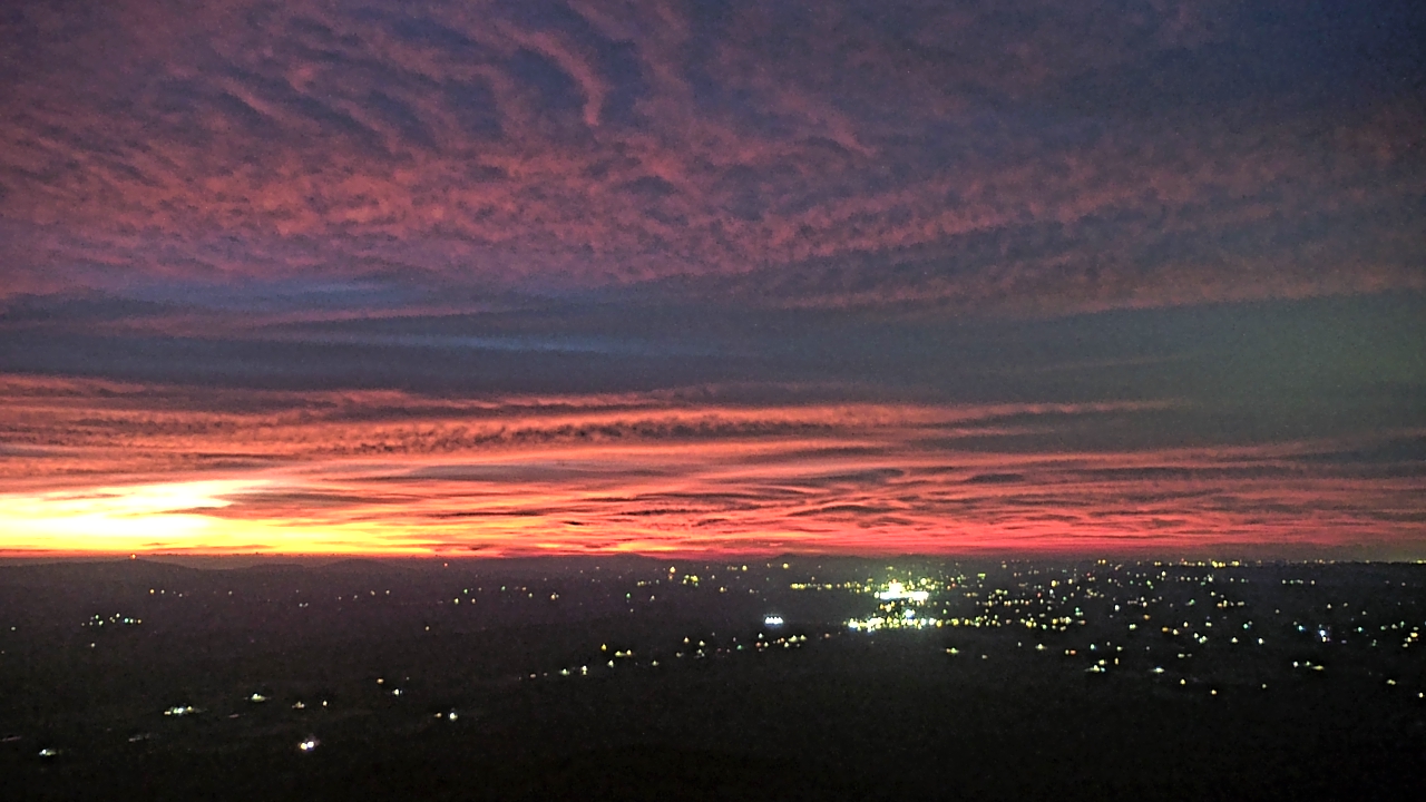 Thumbnail for current weather camera view from Mount Mazazine in Havana, Arkansas