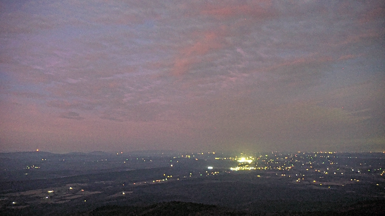 Thumbnail for current weather camera view from Mount Mazazine in Havana, Arkansas