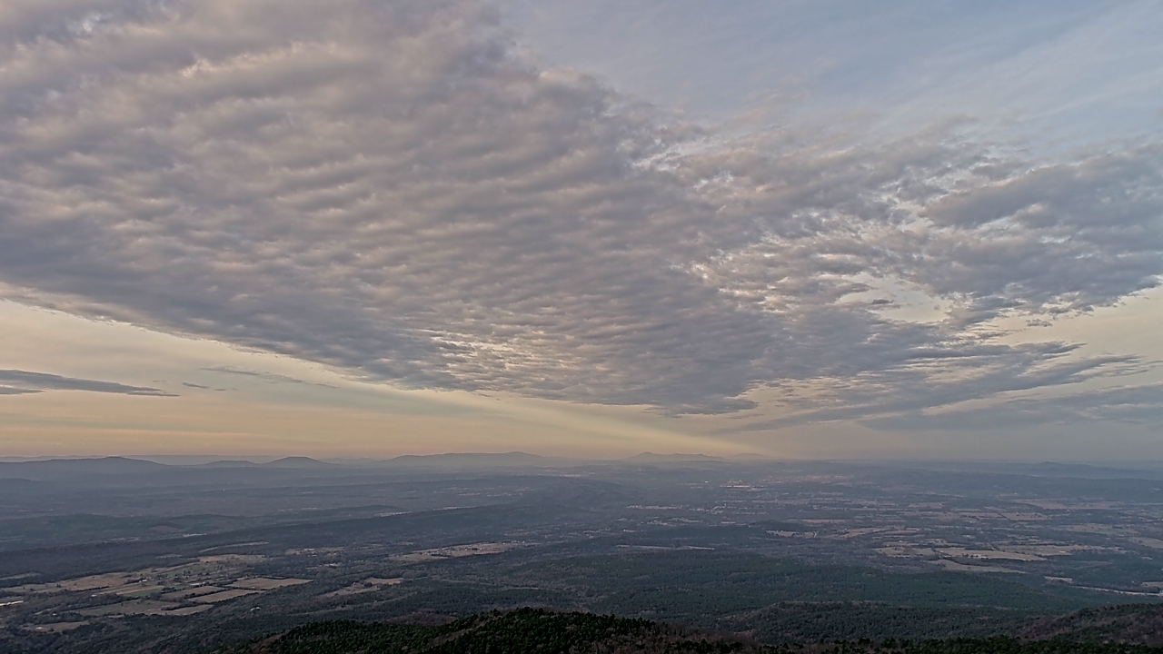 Thumbnail for current weather camera view from Mount Mazazine in Havana, Arkansas