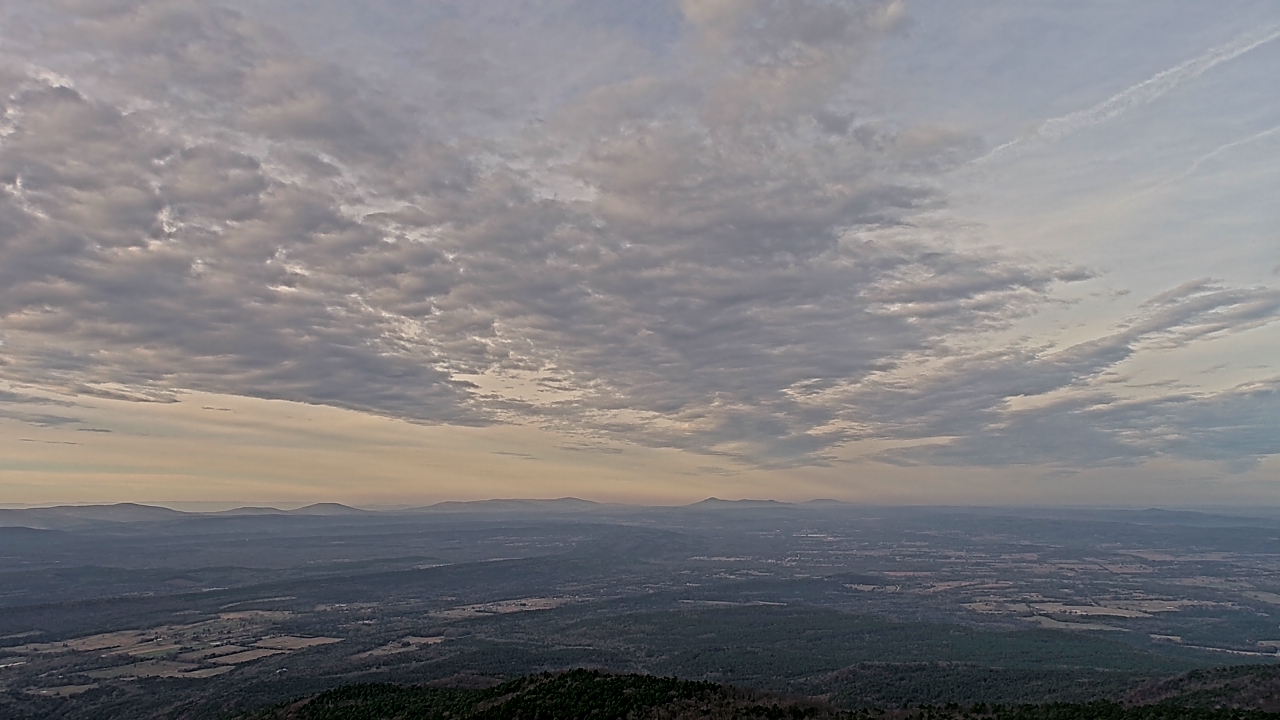Thumbnail for current weather camera view from Mount Mazazine in Havana, Arkansas