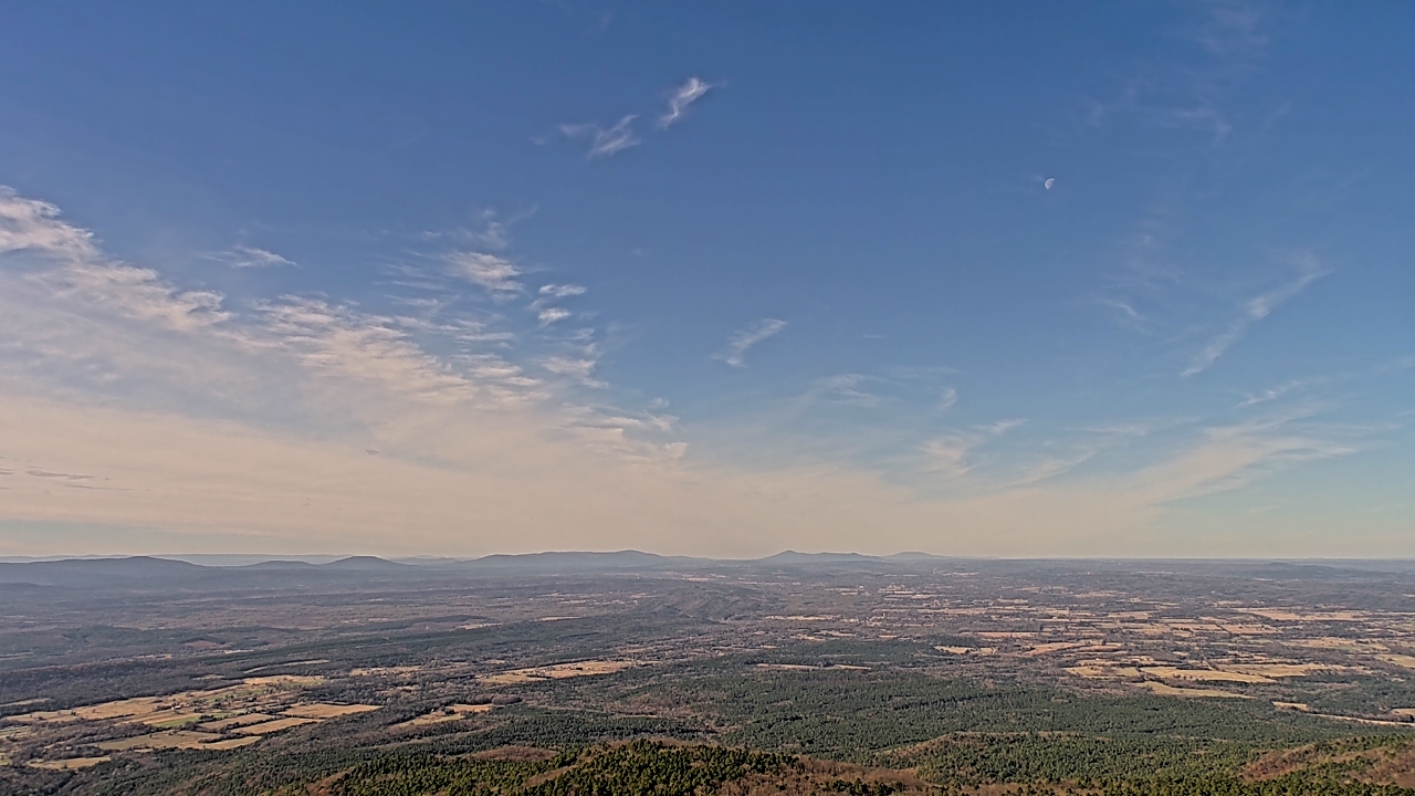 Thumbnail for current weather camera view from Mount Mazazine in Havana, Arkansas