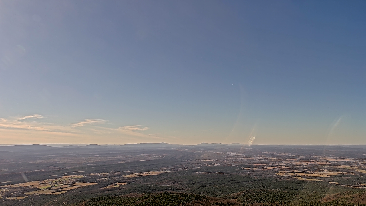 Thumbnail for current weather camera view from Mount Mazazine in Havana, Arkansas