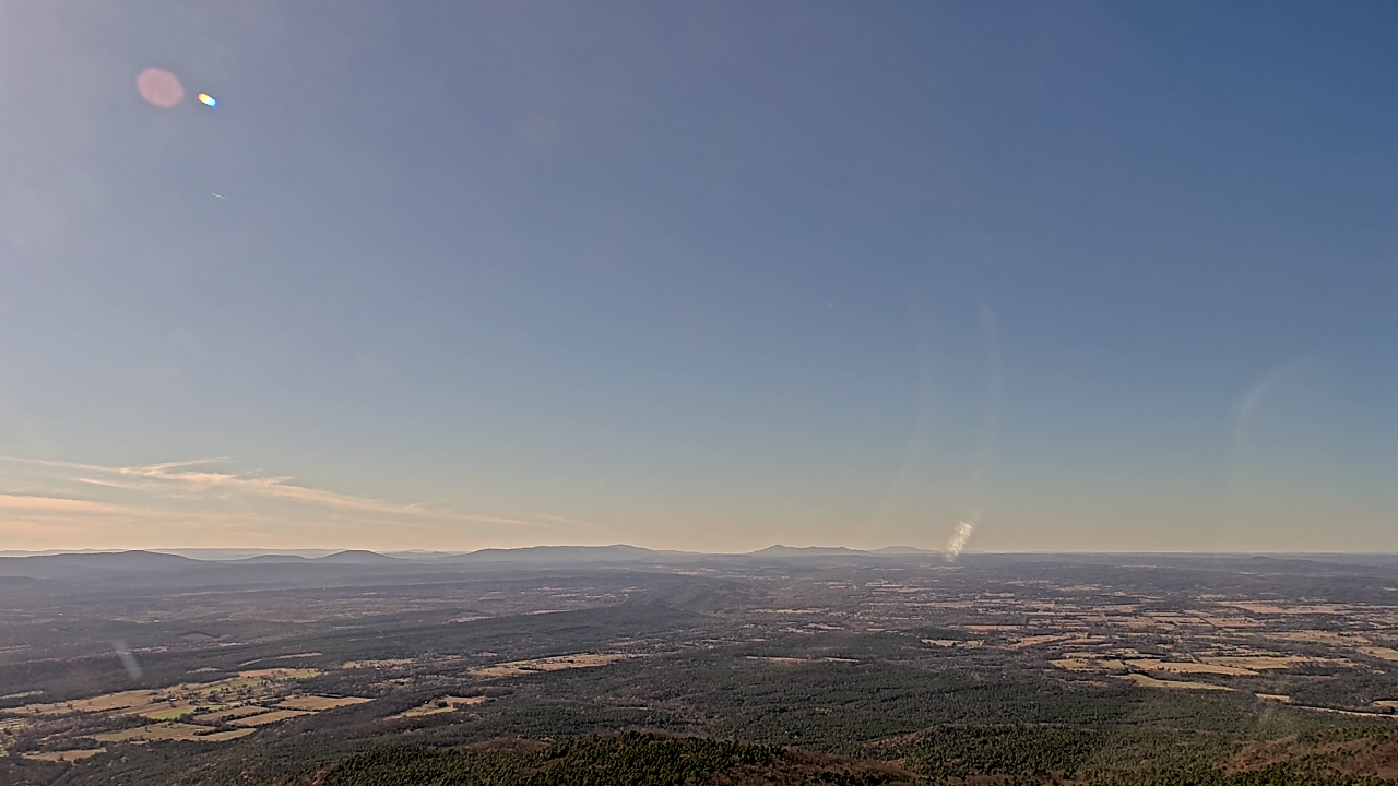 Thumbnail for current weather camera view from Mount Mazazine in Havana, Arkansas