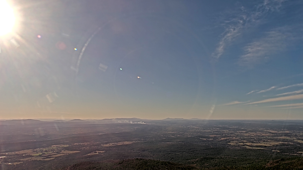 Thumbnail for current weather camera view from Mount Mazazine in Havana, Arkansas