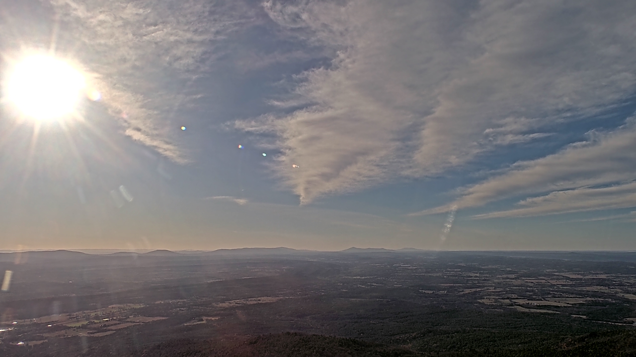 Thumbnail for current weather camera view from Mount Mazazine in Havana, Arkansas