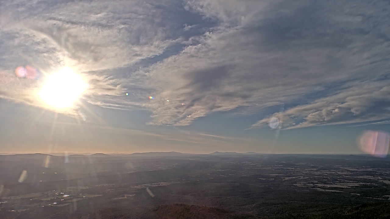 Thumbnail for current weather camera view from Mount Mazazine in Havana, Arkansas