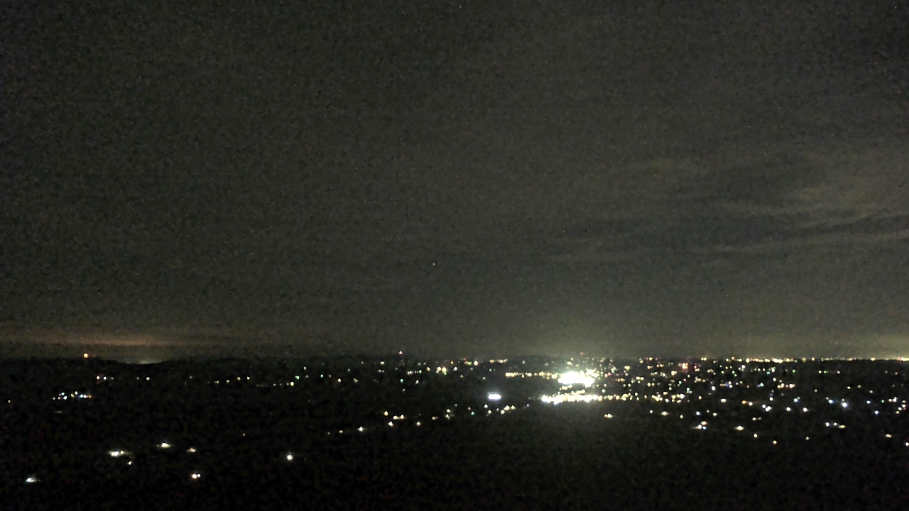 Thumbnail for current weather camera view from Mount Mazazine in Havana, Arkansas