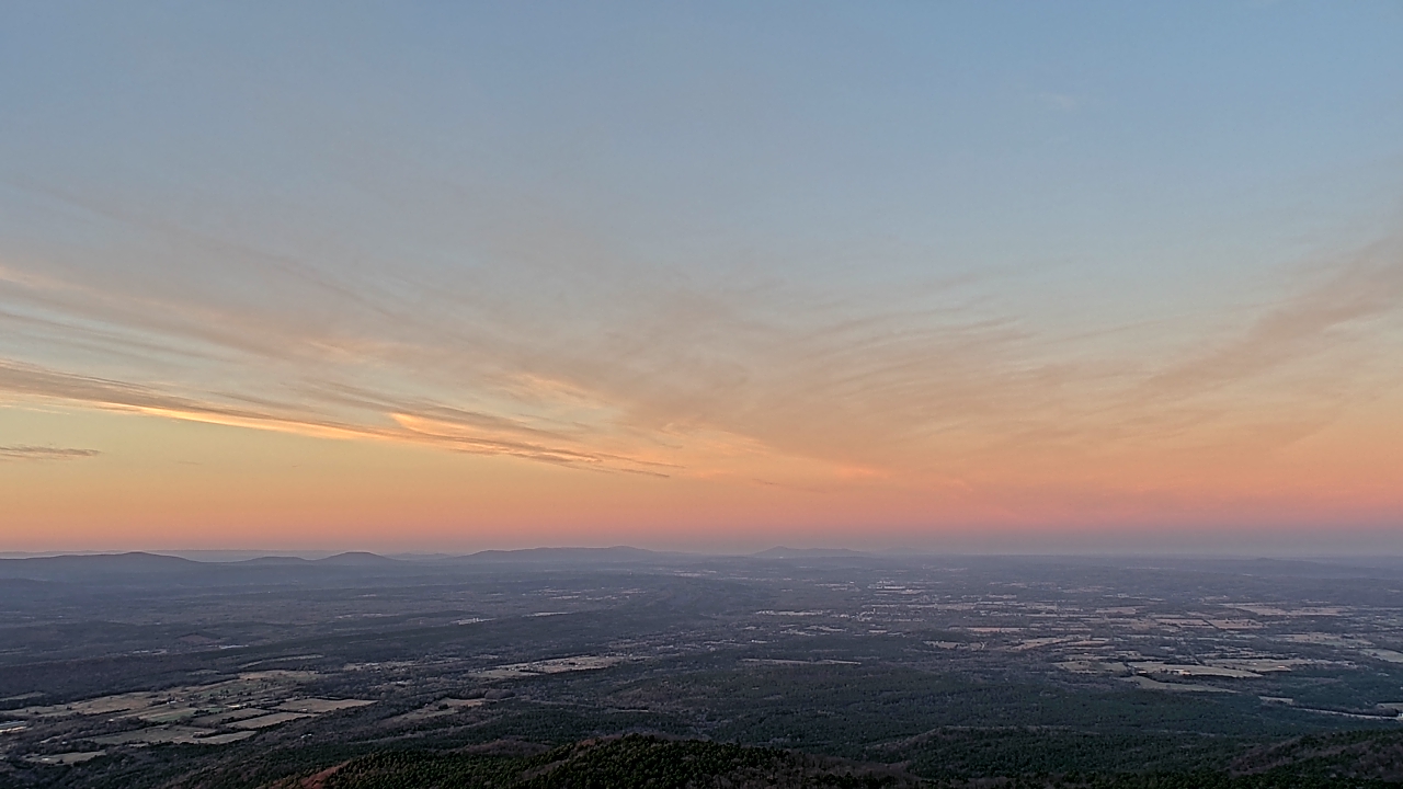 Thumbnail for current weather camera view from Mount Mazazine in Havana, Arkansas