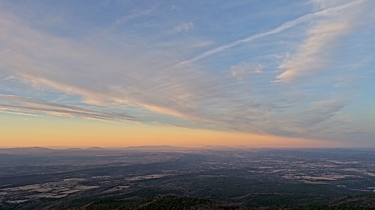Thumbnail for current weather camera view from Mount Mazazine in Havana, Arkansas