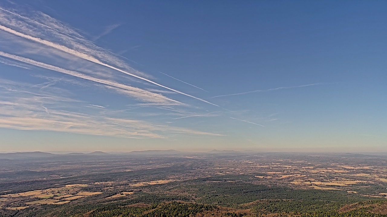 Thumbnail for current weather camera view from Mount Mazazine in Havana, Arkansas