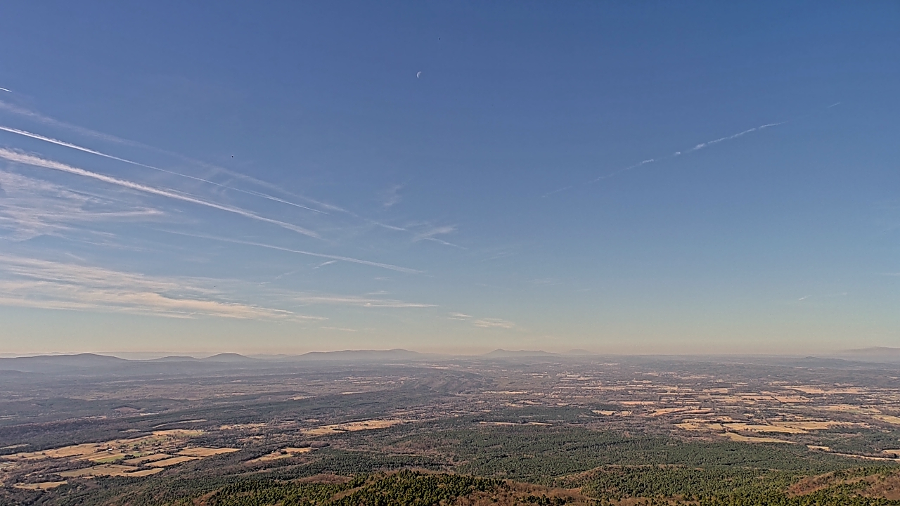 Thumbnail for current weather camera view from Mount Mazazine in Havana, Arkansas