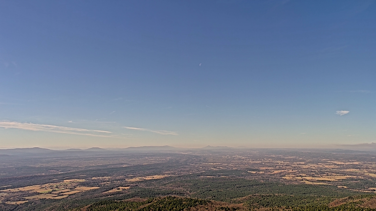 Thumbnail for current weather camera view from Mount Mazazine in Havana, Arkansas