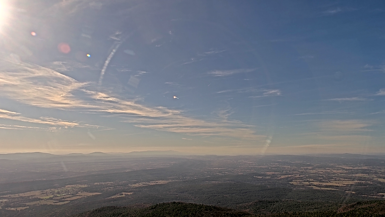 Thumbnail for current weather camera view from Mount Mazazine in Havana, Arkansas