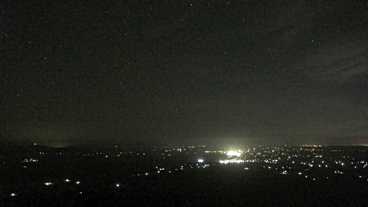 Thumbnail for current weather camera view from Mount Mazazine in Havana, Arkansas