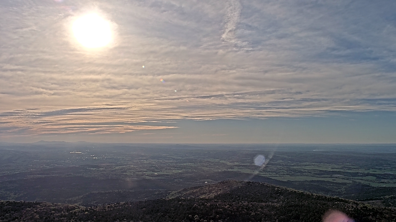 Thumbnail for current weather camera view from Mount Mazazine in Havana, Arkansas