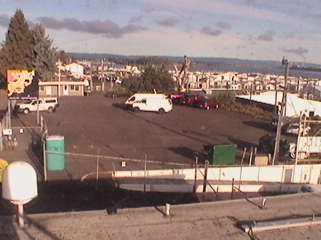 Thumbnail for current weather camera view from Rodgers Marine LLC in Portland, Oregon