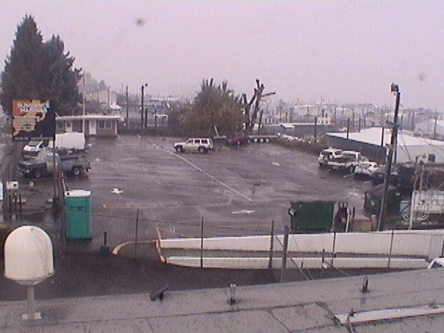 Thumbnail for current weather camera view from Rodgers Marine LLC in Portland, Oregon
