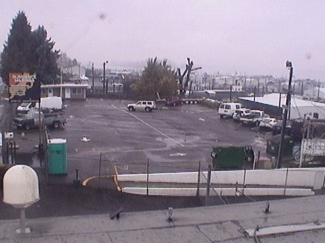 Thumbnail for current weather camera view from Rodgers Marine LLC in Portland, Oregon