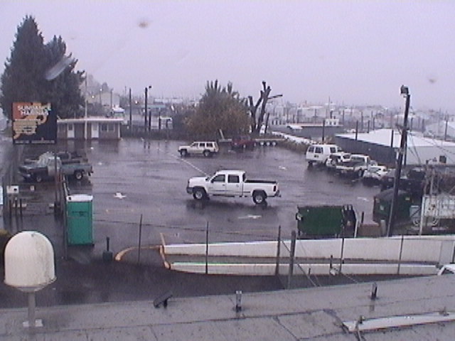 Thumbnail for current weather camera view from Rodgers Marine LLC in Portland, Oregon