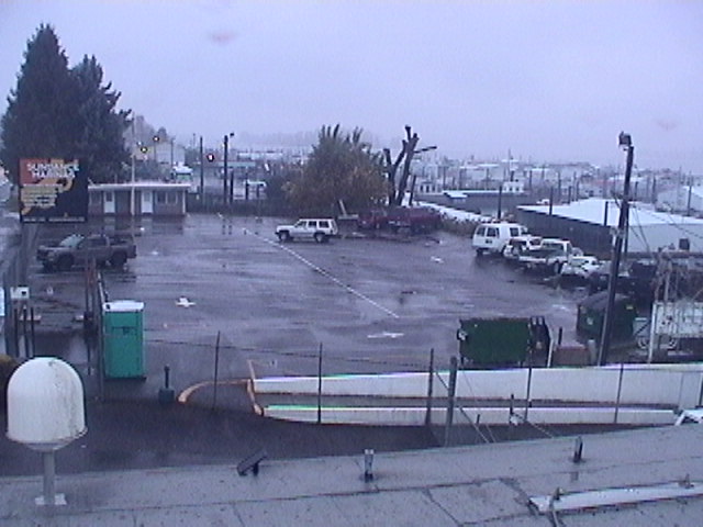 Thumbnail for current weather camera view from Rodgers Marine LLC in Portland, Oregon