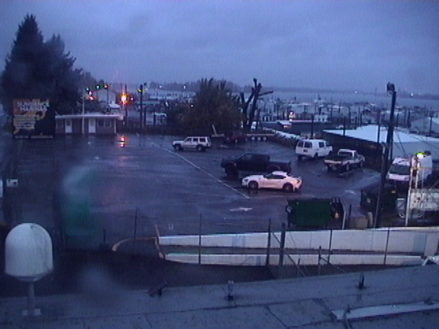 Thumbnail for current weather camera view from Rodgers Marine LLC in Portland, Oregon