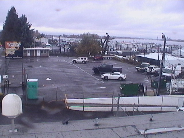 Thumbnail for current weather camera view from Rodgers Marine LLC in Portland, Oregon