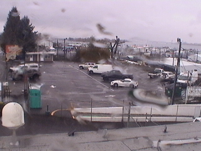 Thumbnail for current weather camera view from Rodgers Marine LLC in Portland, Oregon