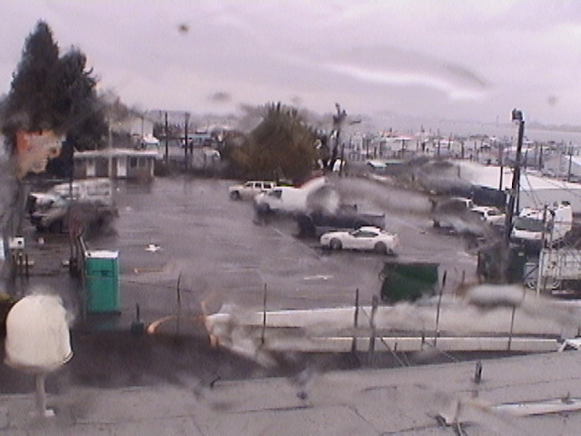 Thumbnail for current weather camera view from Rodgers Marine LLC in Portland, Oregon