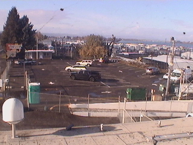 Thumbnail for current weather camera view from Rodgers Marine LLC in Portland, Oregon